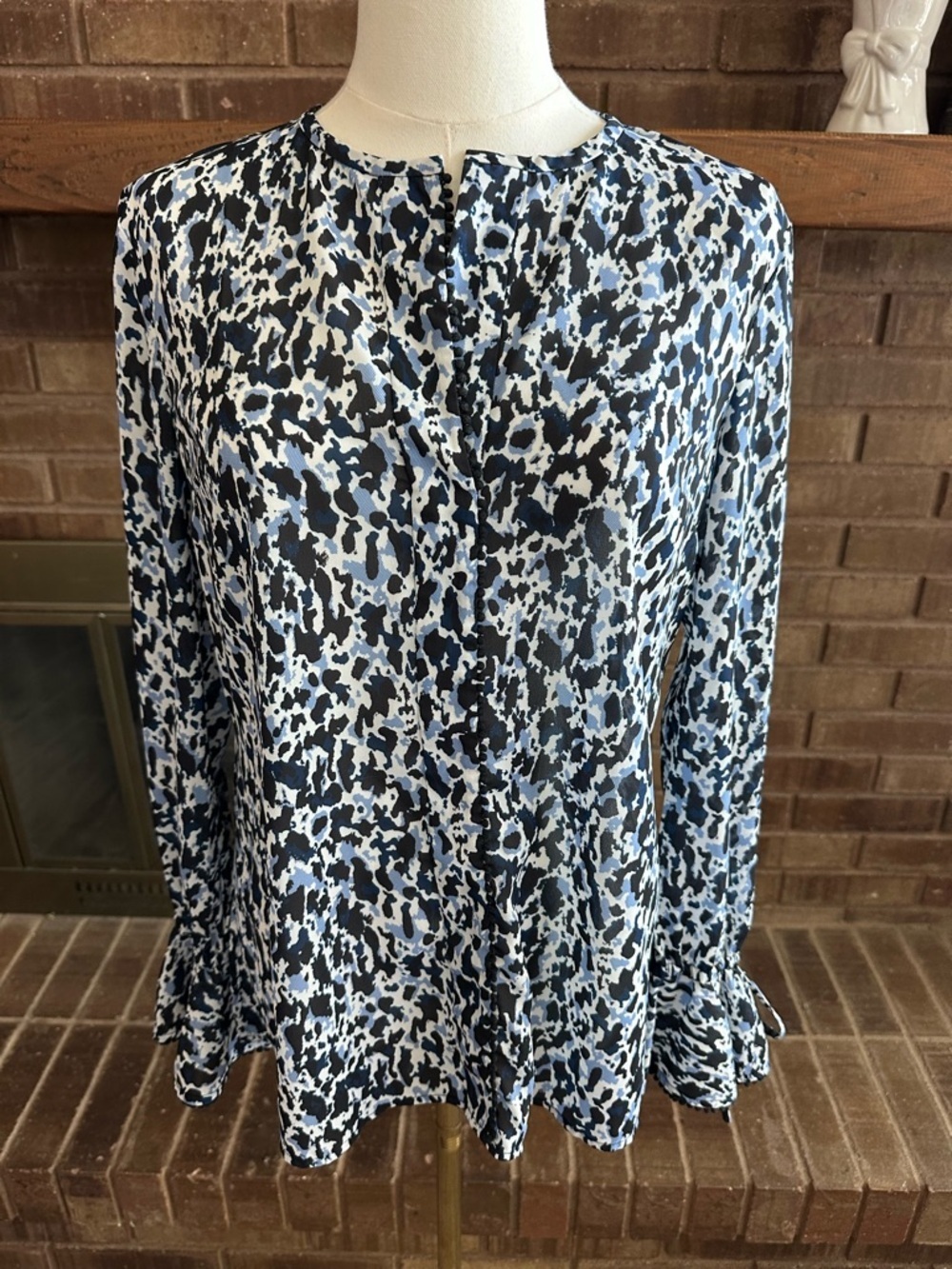 Derek Lam 10 Crosby Blue Leopard Silk Blouse Sz 4 | Chic Abstract Print
